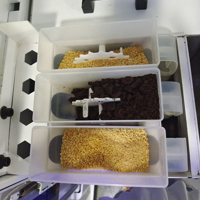 হ্যালো সম্পূর্ণ স্বয়ংক্রিয় আউটডোর নরম আইসক্রিম ভেন্ডিং মেশিন 32 ইঞ্চি টাচ স্ক্রিন এবং স্বয়ংক্রিয় পরিষ্কার ফাংশন সঙ্গে